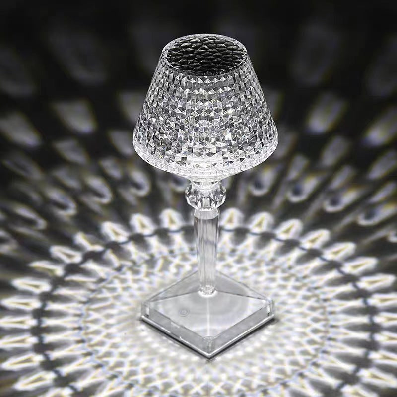 Liesbeth Crystal Lamp – Luxe Tafellamp met USB Oplaadfunctie