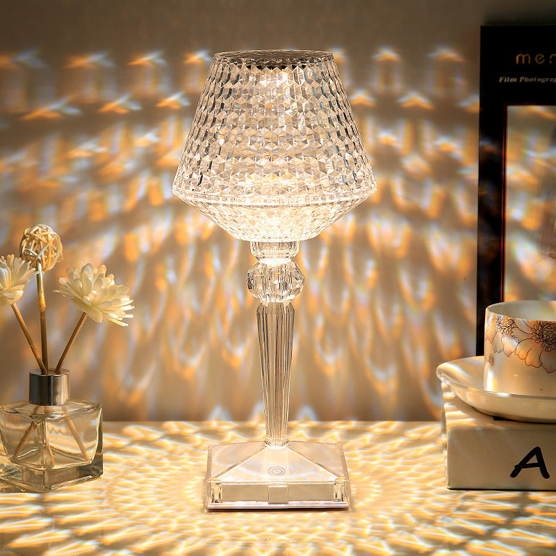 Liesbeth Crystal Lamp – Luxe Tafellamp met USB Oplaadfunctie