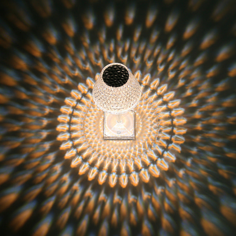 Liesbeth Crystal Lamp – Luxe Tafellamp met USB Oplaadfunctie