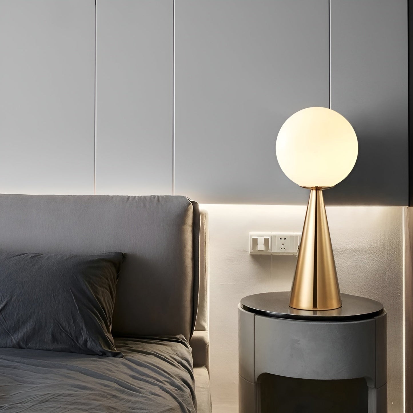 Elegante Gouden Tafellamp - Luxueuze Verlichting voor Jouw Interieur