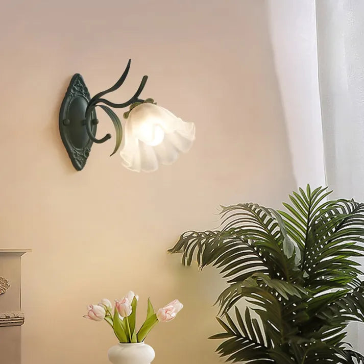 LilyGlow Wandlamp - Elegante Natuur Geïnspireerde Verlichting