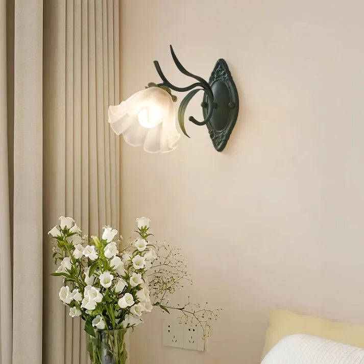 LilyGlow Wandlamp - Elegante Natuur Geïnspireerde Verlichting