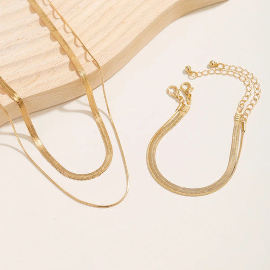 GothicElegance - Luxe Slangenketting en Armbandenset in Lagen