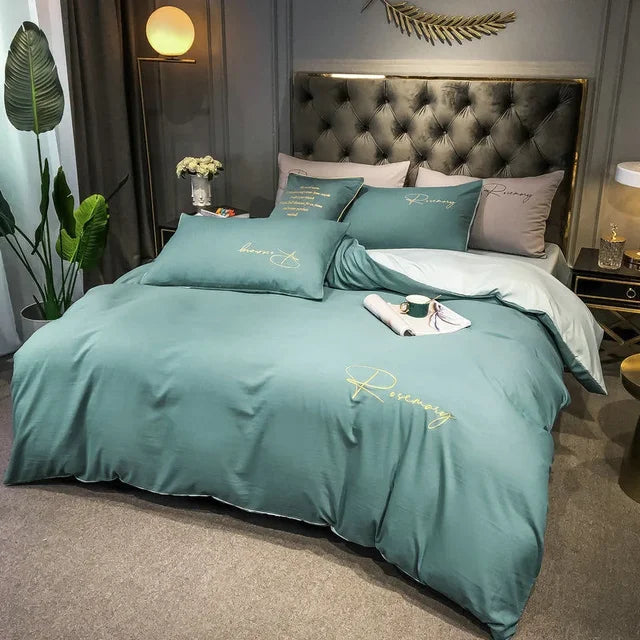 EmbroiLux Bedding - Elegante Luxe Dekbedovertrek met Borduurdesign