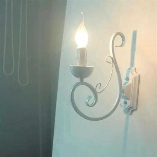 VintageGlow Lamp - Elegante Witte Muurlamp met Kaars E14
