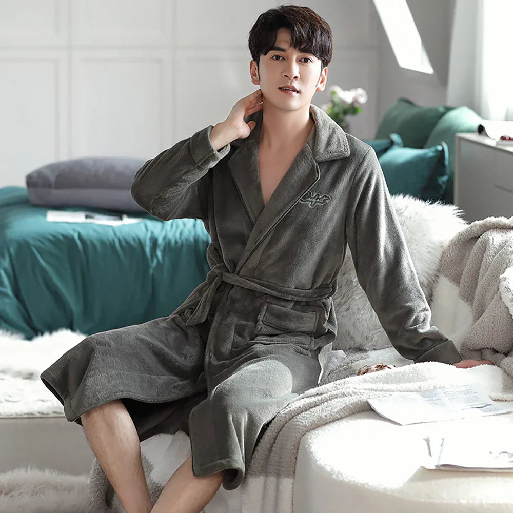 WarmPlush Robe - Luxe Antibacteriële Flanellen Badjas