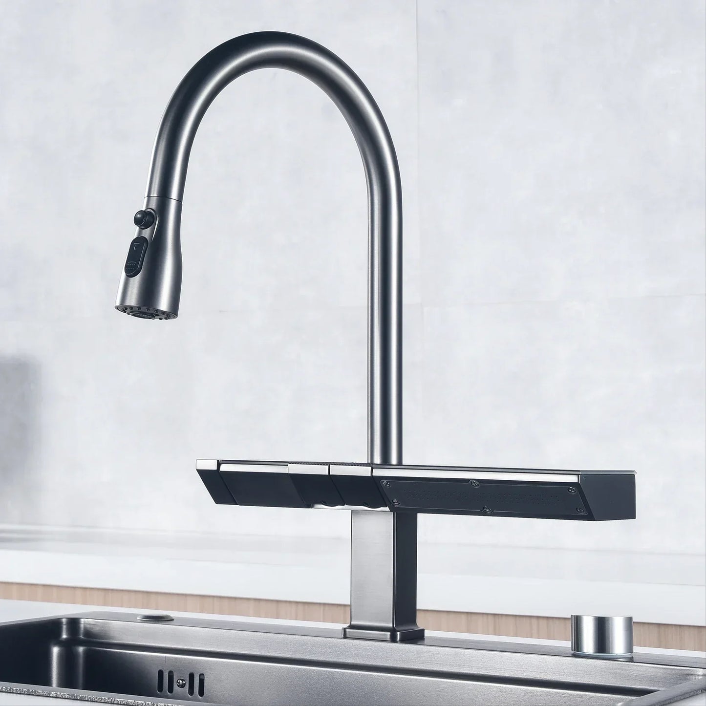 StyleStream Luxe – Moderne Keukenkraan met Digitaal Design