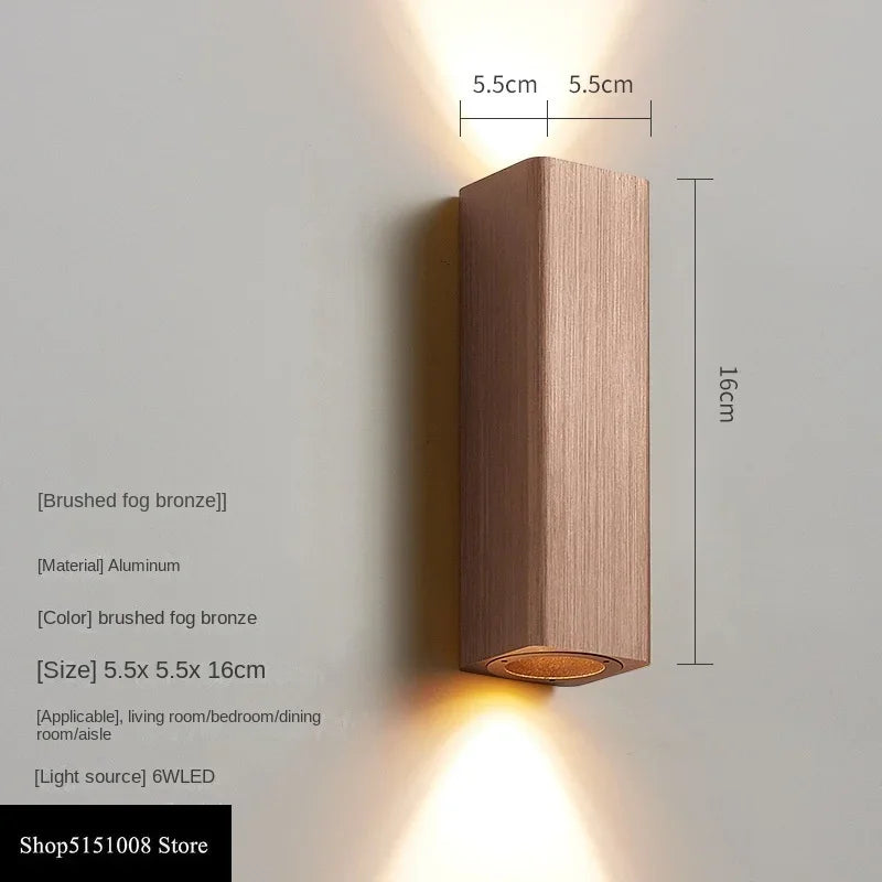 GlowLuxe - Stijlvolle LED Wandlamp voor Slaapkamer