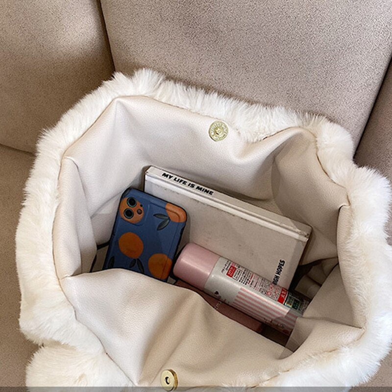 Pipa Plush Bag – Winterse Comfortabele Damestas
