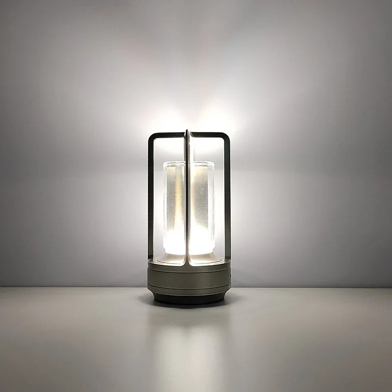 LumenAura - Elegante Draadloze Verlichting voor Binnen en Buiten