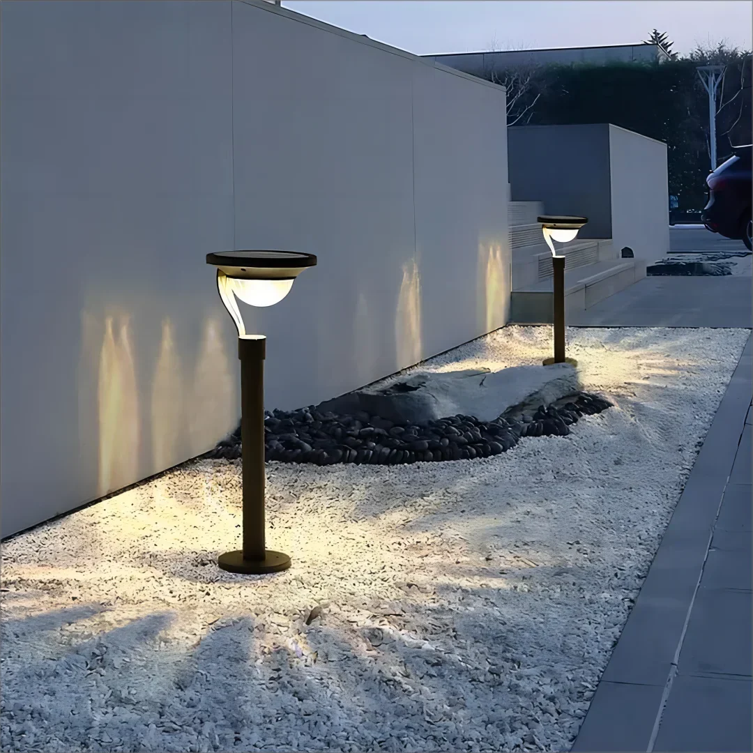 EcoBright - Duurzame Zonne-energie Tuinlamp voor Buiten