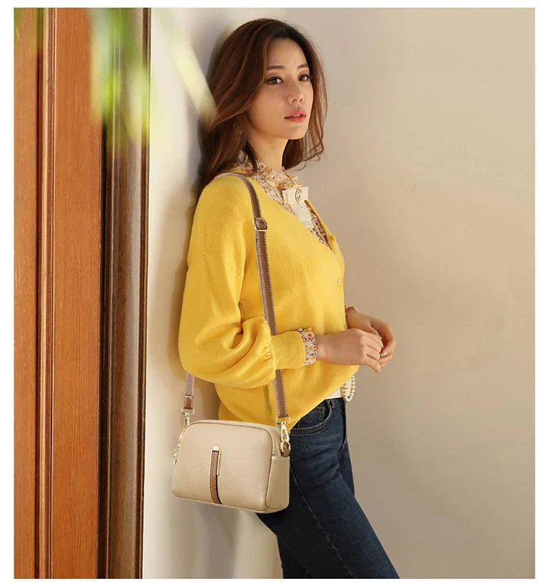 EleganceBag - Luxe Handtas met Praktische Functionaliteit