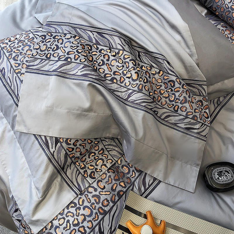Leopard Grey – Luxe Dekbedovertrekset van Egyptisch Katoen