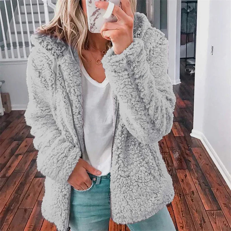 FashionNest Hoodie - Luxe Oversized Winter Sweater