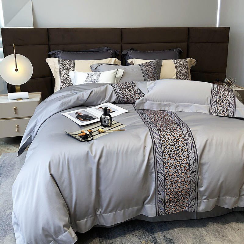 Leopard Grey – Luxe Dekbedovertrekset van Egyptisch Katoen