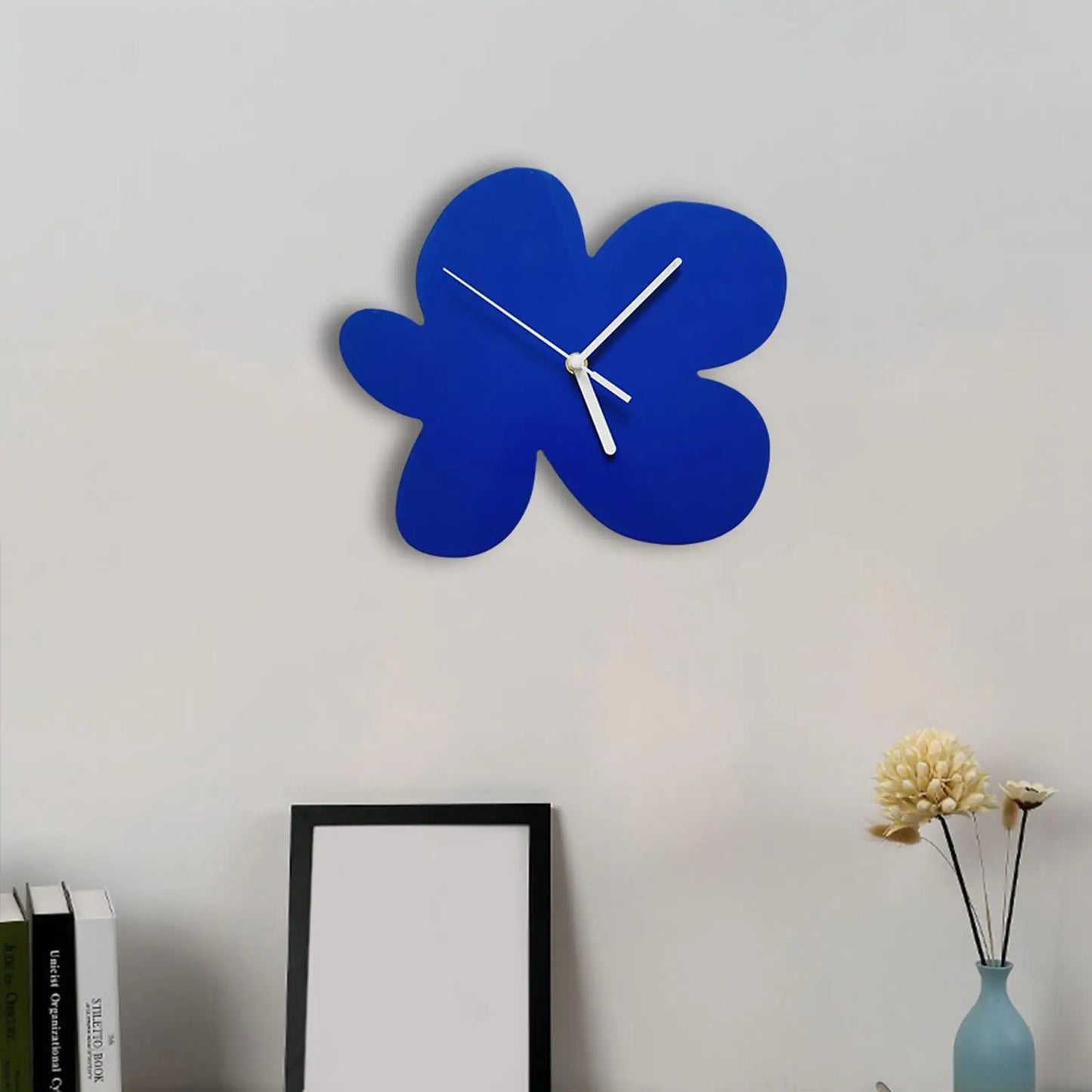 FloralTime – Elegante Bloemenhorloge voor je Interieur