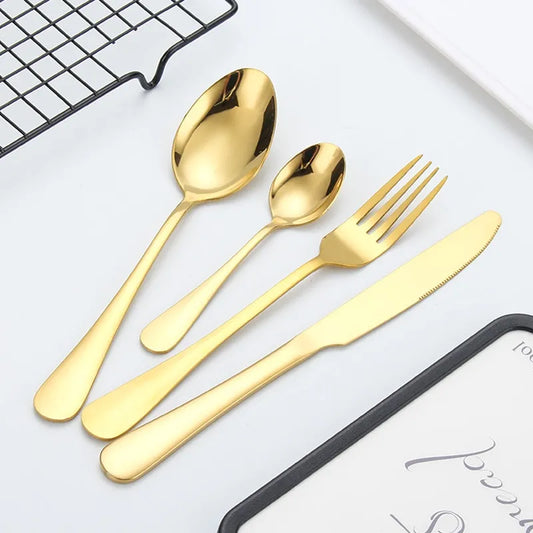 Opulent Gold Bestekset - De Elegante 24-delige Gold & Silver Bestekset