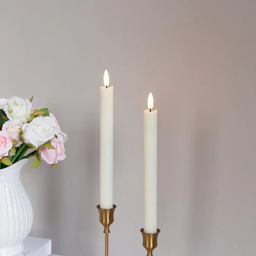 TaperFlame – Elegant Vlamloze LED Kaarsen Set van Twee