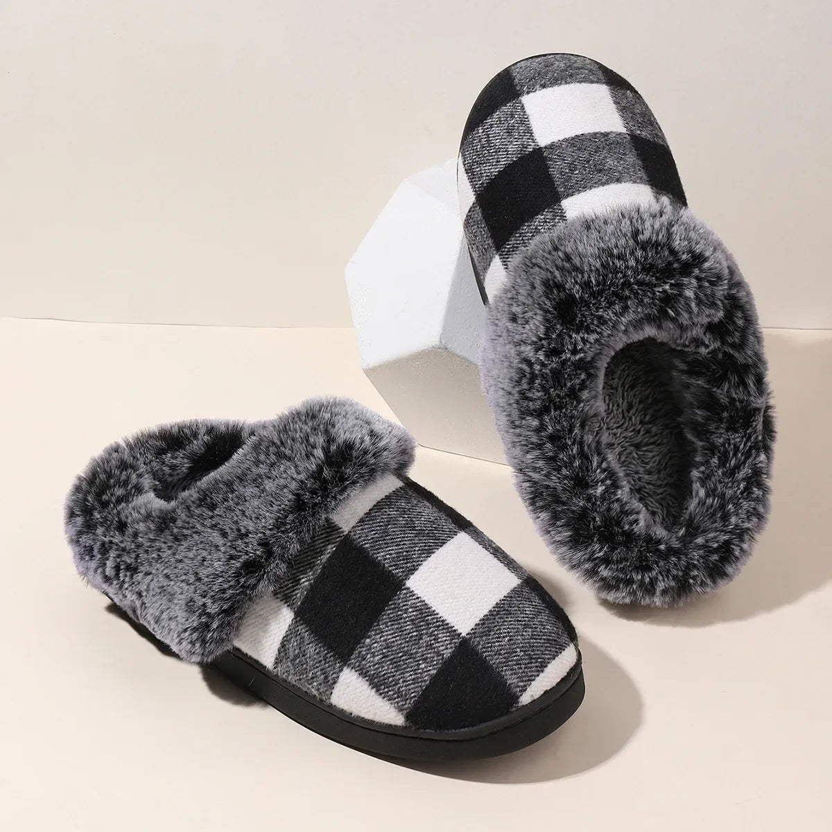 Velvet Vibes Slippers - Kindvriendelijke Winter Slippers van Wol en Katoen met Antislip