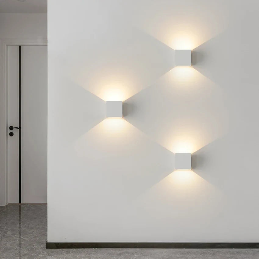 Eclat Romanov – Strakke LED Wandlamp voor Elk Interieur