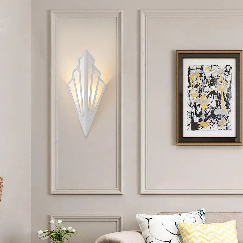 NordicGlow - Trendy LED Wandlamp voor Woonkamer en Slaapkamer