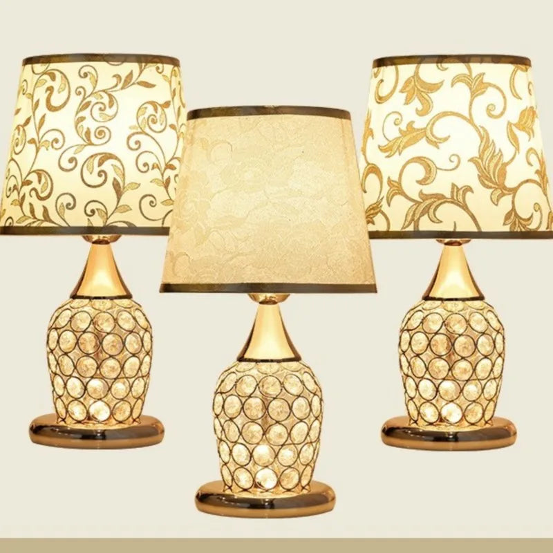 KristalGlow – Elegante Tafellamp voor Romantische Sferen