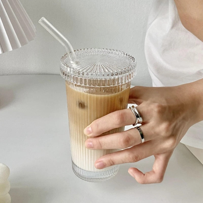 ChicSip Glass – Modern Drinkglas met Stijlvol Ontwerp