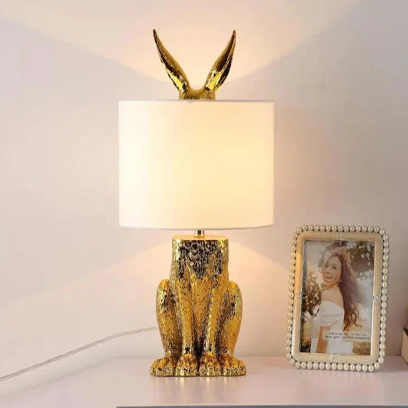 Lapin Lamp – Speelse Scandinavische Tafellamp voor Gezellige Sfeer