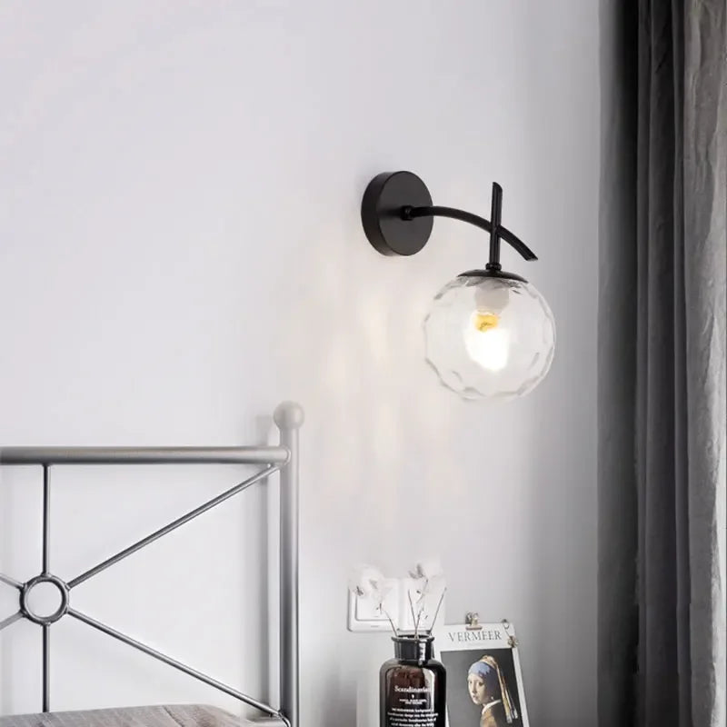 LumiSconce – Zwart Gouden Glazen Wandlamp
