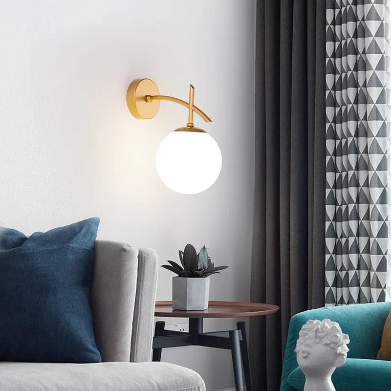 LumiSconce – Zwart Gouden Glazen Wandlamp