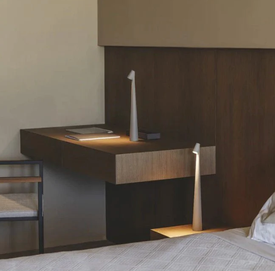 Verfijnde ArtisanGlow Lamp voor Luxe Interieurverlichting