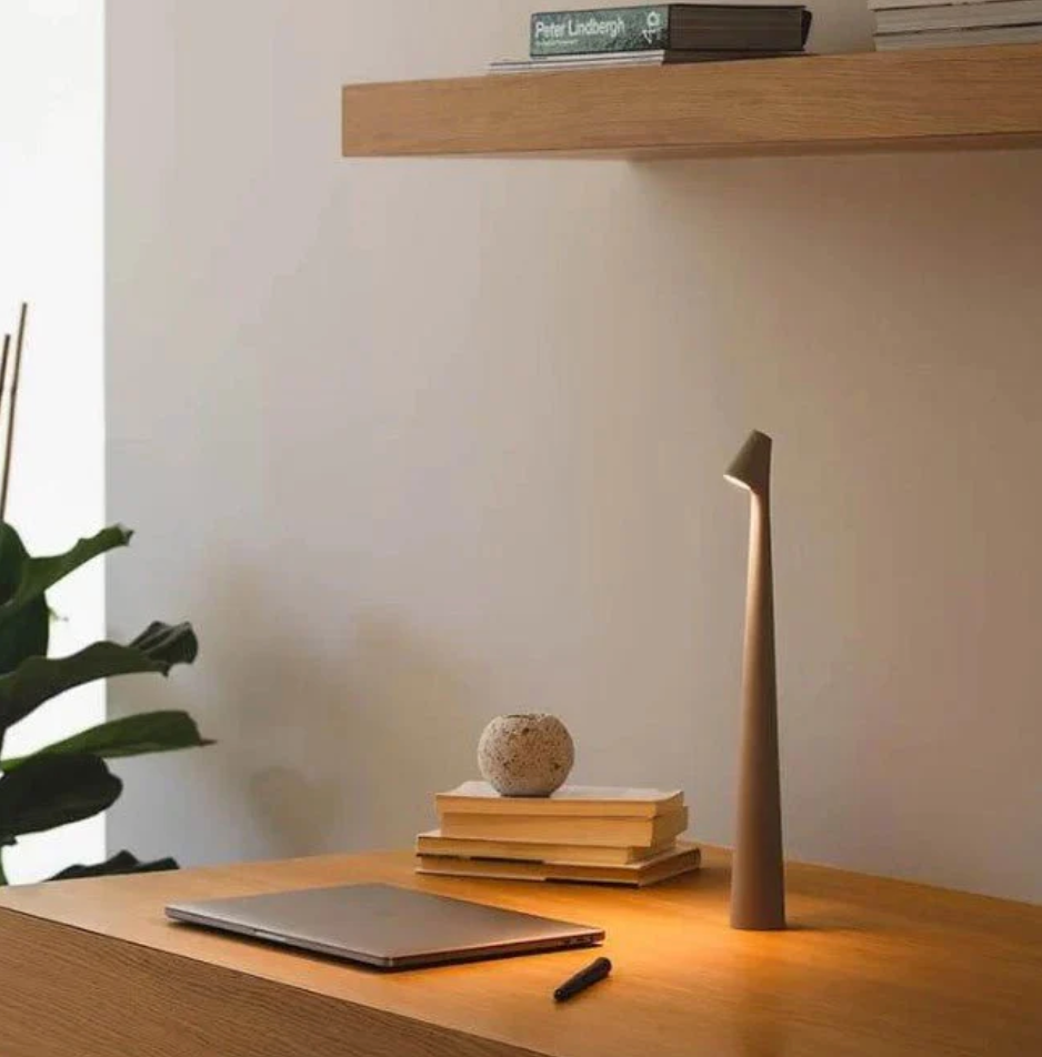 Verfijnde ArtisanGlow Lamp voor Luxe Interieurverlichting