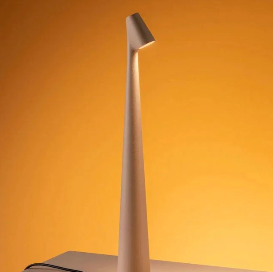 Verfijnde ArtisanGlow Lamp voor Luxe Interieurverlichting