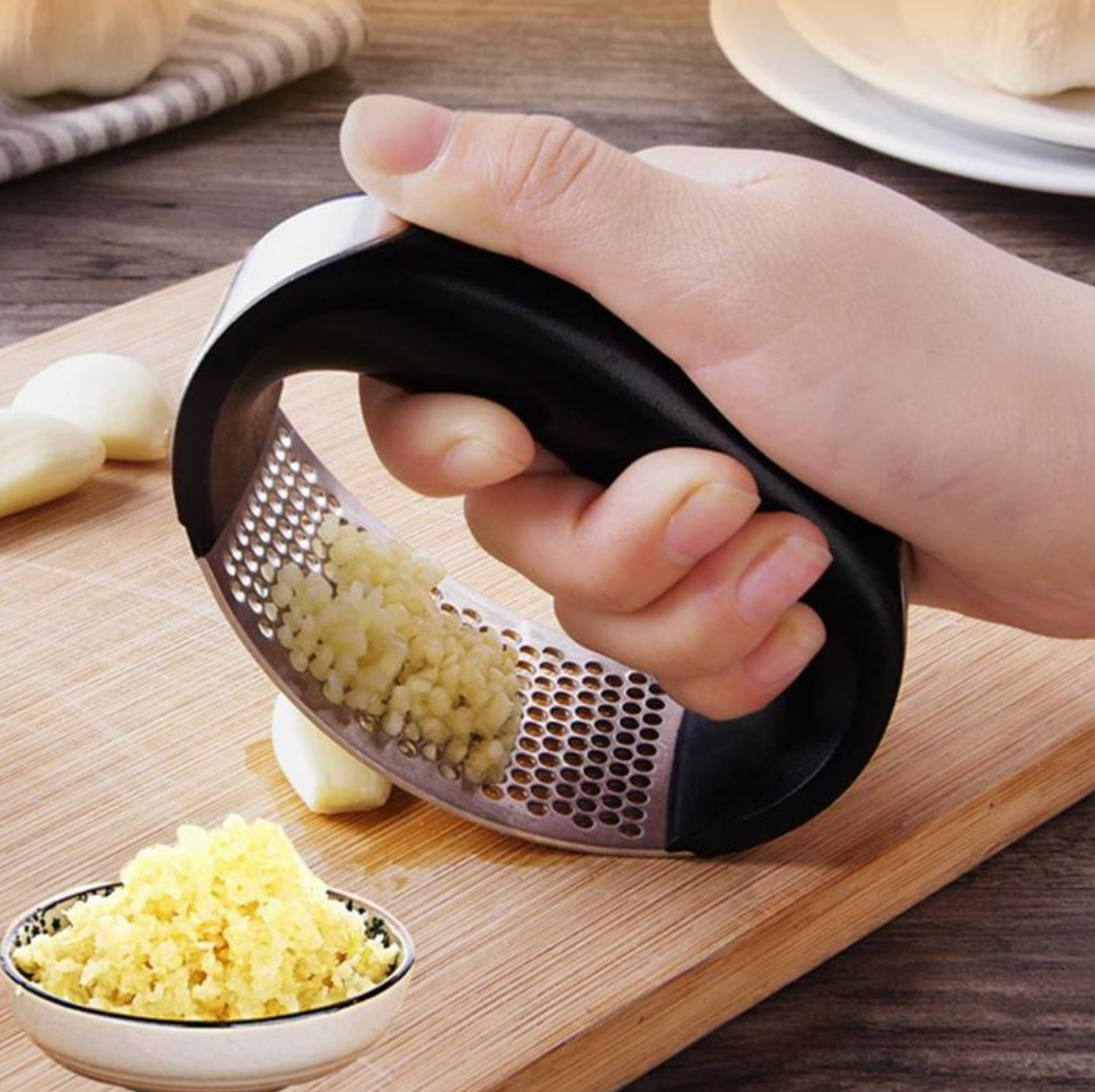 GarlicPress Pro - Stijlvolle Roestvrijstalen Keukentool