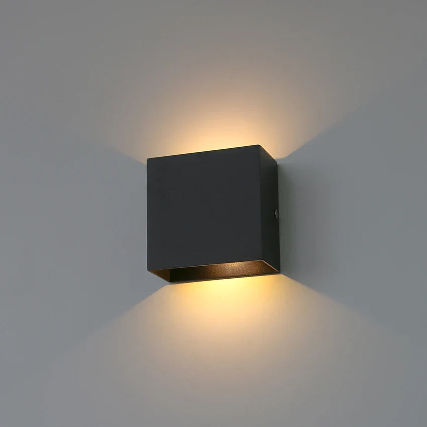 Eclat Romanov – Strakke LED Wandlamp voor Elk Interieur