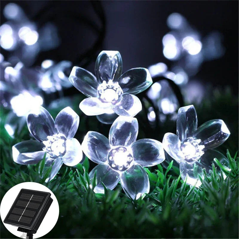 MagicGlow Tuinlamp - Betoverende Zonne-energie Bloemenguirlande