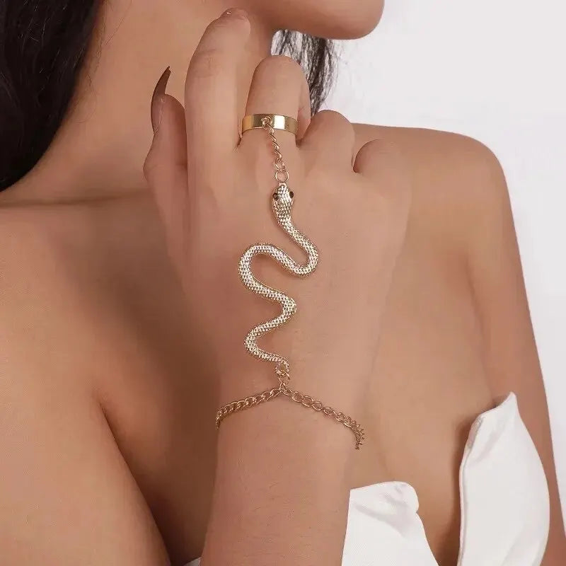 SerpentElegance – Luxe Slangenarmband en Ring Set