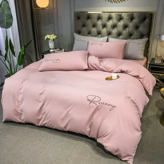 EmbroiLux Bedding - Elegante Luxe Dekbedovertrek met Borduurdesign