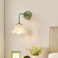 LuxePetal - Elegante Wandlamp met Bloemenpatroon voor Slaapkamer