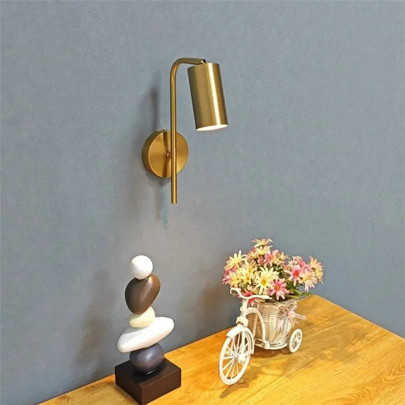 NordicLuxe - Luxe Gouden Wandlamp voor de Slaapkamer