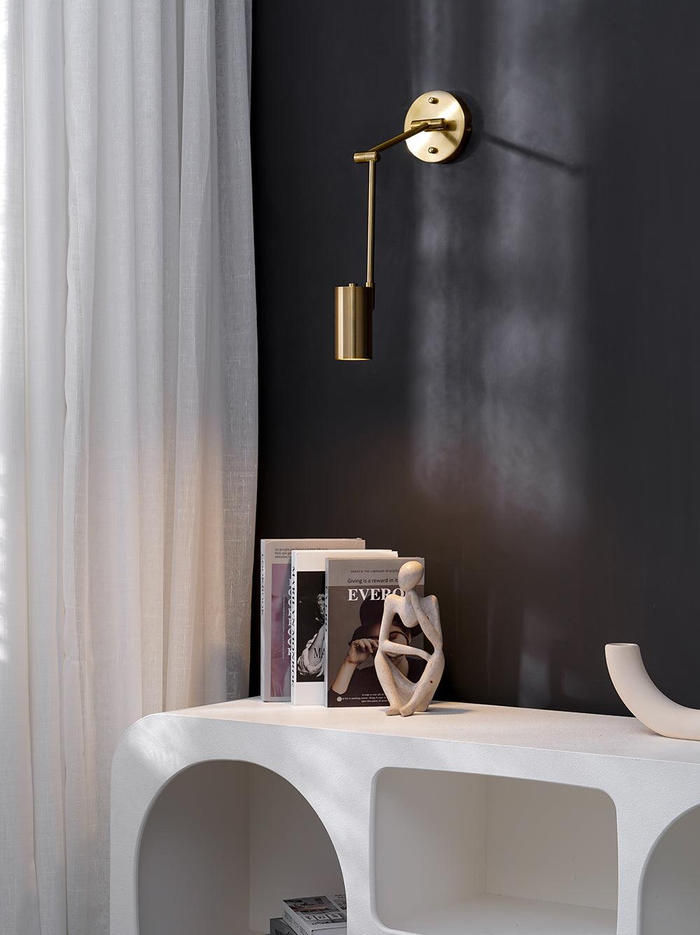 ModernGlow - Strakke Wandlamp van Metaal en Acryl