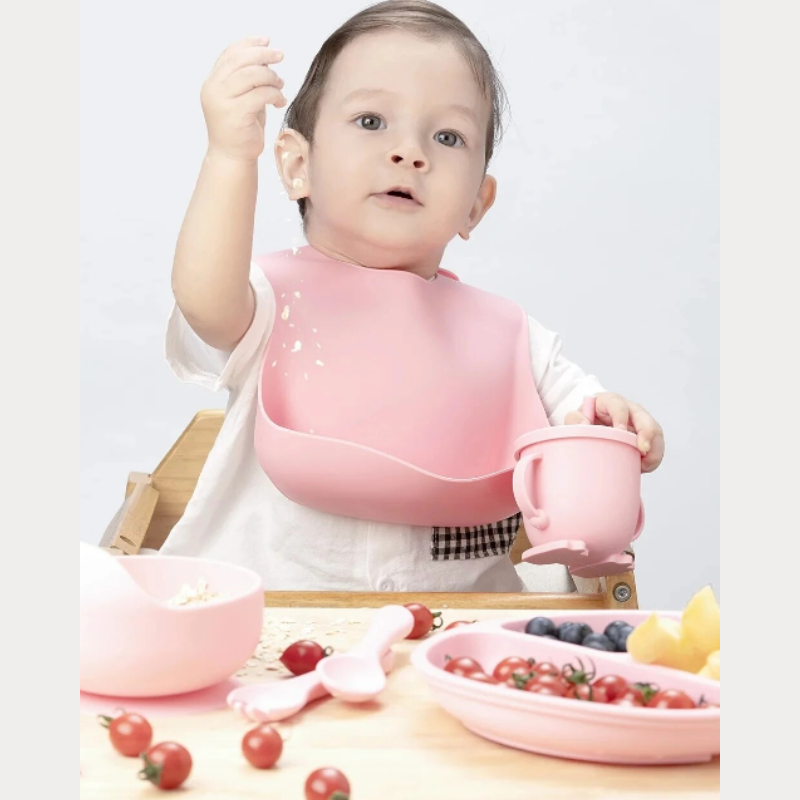 TinyBites – Stijlvolle Silicone Eetset voor Baby’s