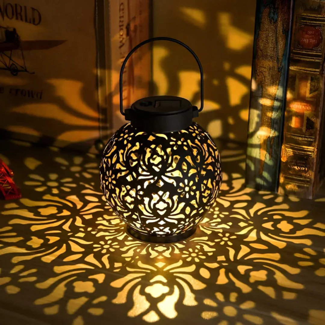 RadiantGlow – Waterdichte LED Tuinlamp met Solar