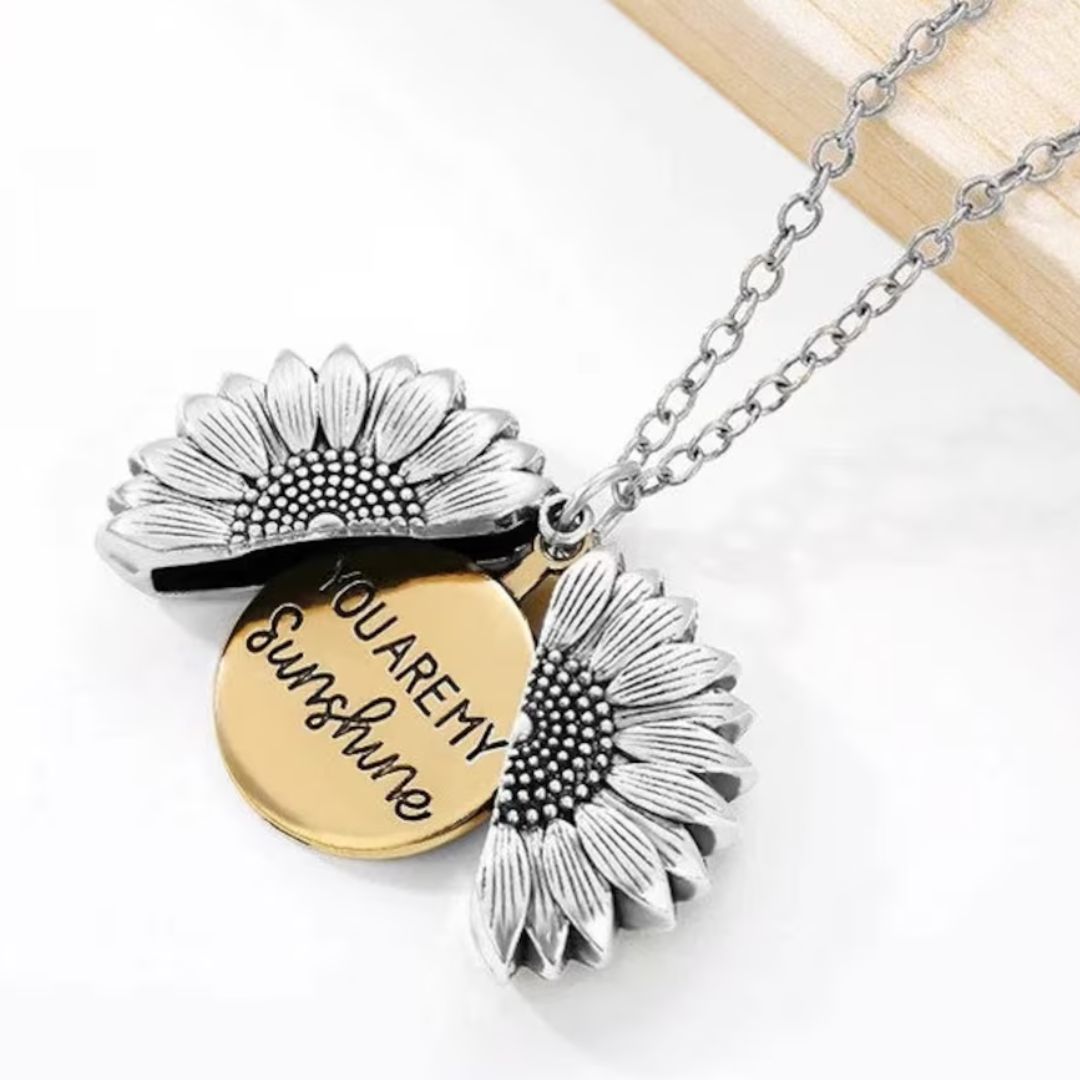 SunBlossom Necklace - Elegante Zonnebloem Medaillon