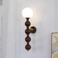 LumenSphere - Luxe Metalen Wandlamp met Bollen