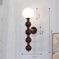 LumenSphere - Luxe Metalen Wandlamp met Bollen