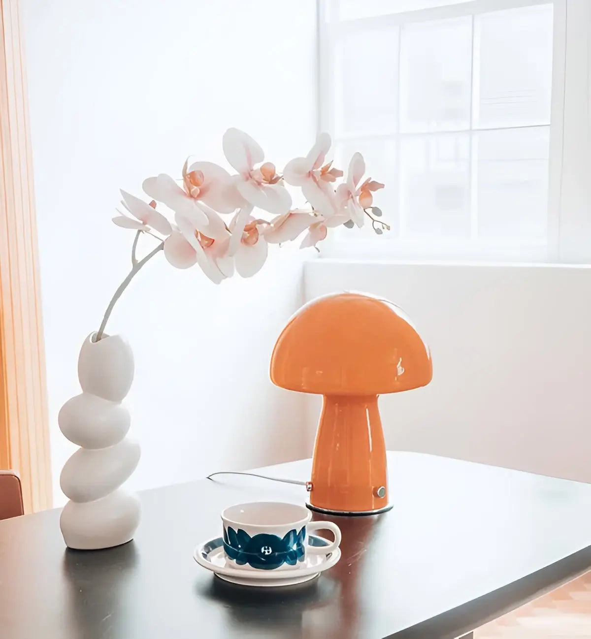 Scandinavische LED Paddenstoel Lamp - Elegantie en Warmte voor Jouw Interieur