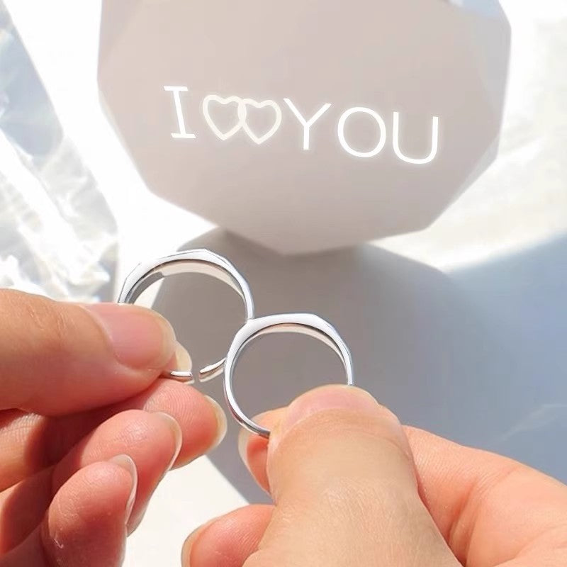 RadiantLove – Moderne Reflecterende Wanddecoratie