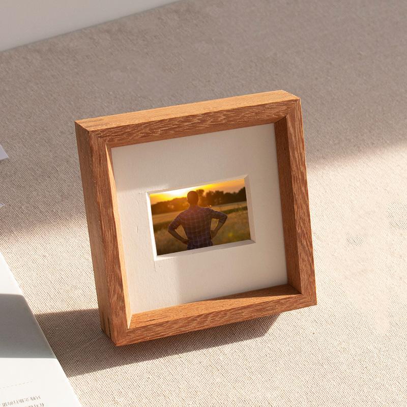 WoodFrame - Elegante Vierkante Houten Fotolijst