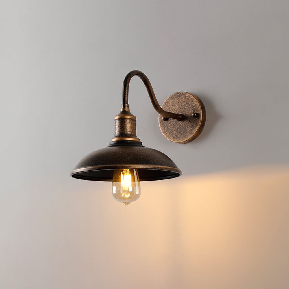 Alessio Vintage Geïnspireerde Komvormige Antiek Messing Waterdichte Buitenwandlamp - IP65 Geclassificeerd